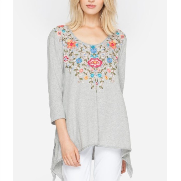 Johnny Was Tuscany 3/4 Sleeve Trapeze Tee - Picture 2 of 16